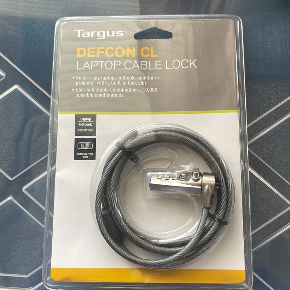 Targus DEFCON CL LAPTOP CABLE LOCK. New sealed.